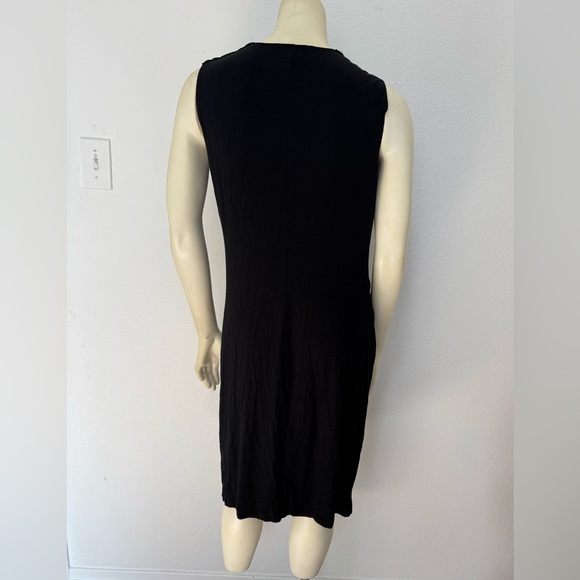EUC Flattering Little Black Dress With Gold Shoulder Details Peter NyGard Sz 8 - Picture 4 of 10